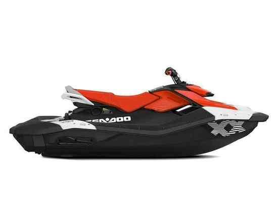 2026 Sea-Doo Spark Trixx 3UP — photo 2