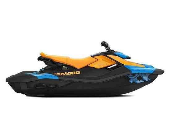2026 Sea-Doo Spark Trixx 3UP — photo 2