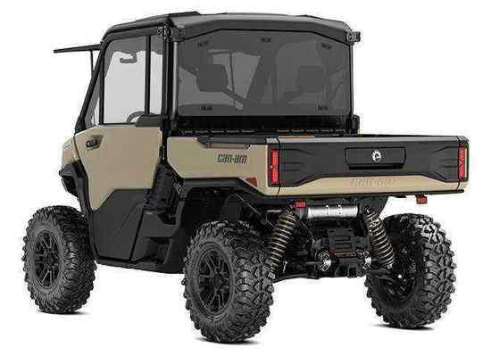 2026 Can-Am Defender LIMITED CAB HD11 — photo 2