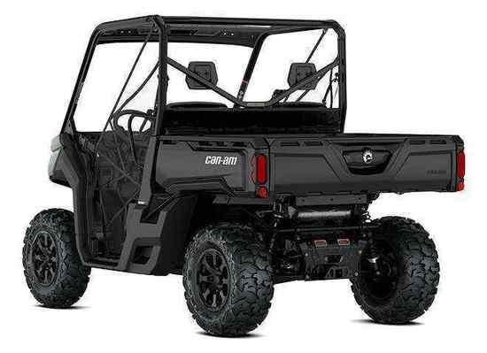 2026 Can-Am Defender DPS HD7 — photo 2