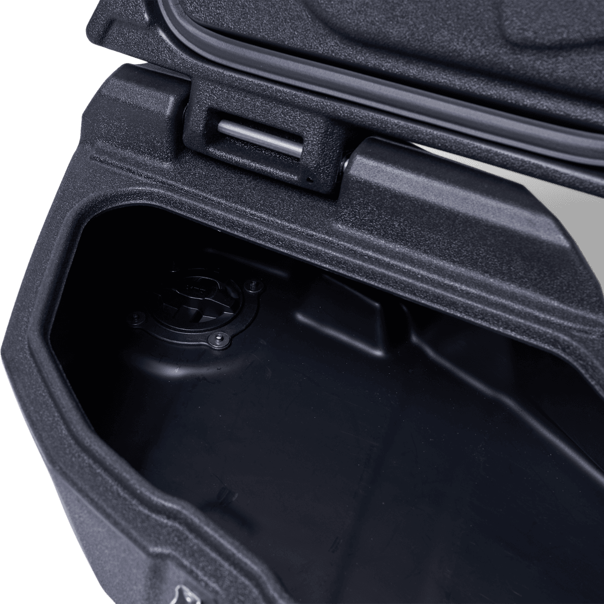Can-Am LinQ 11.5 Gal (43L) Audio Cargo Box — photo 4