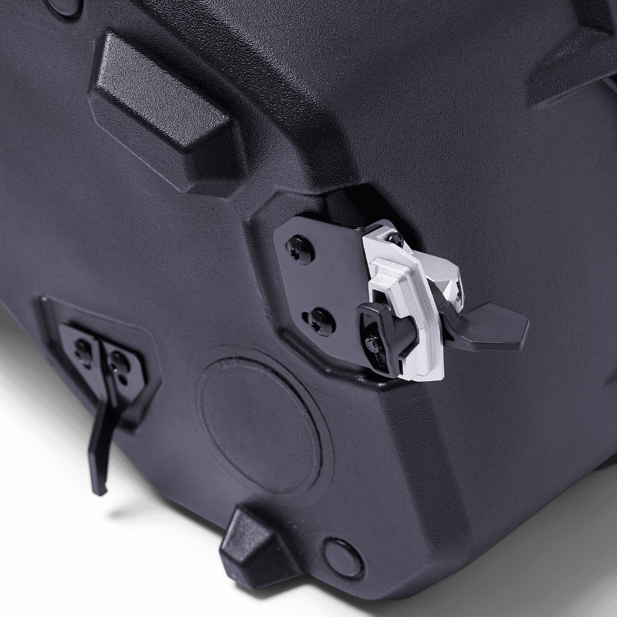 Can-Am LinQ 8 US Gal (30 L) Cooler Box — photo 4