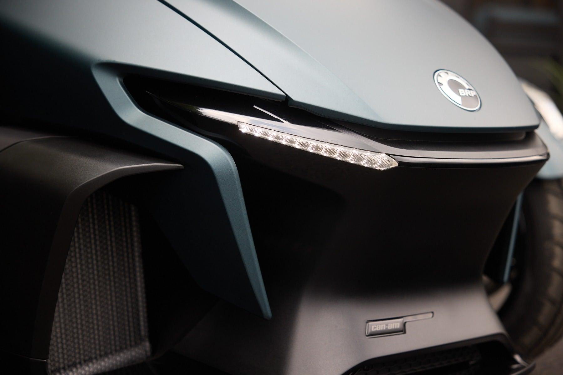 Éclairage avant signature Can-Am Spyder — photo 2