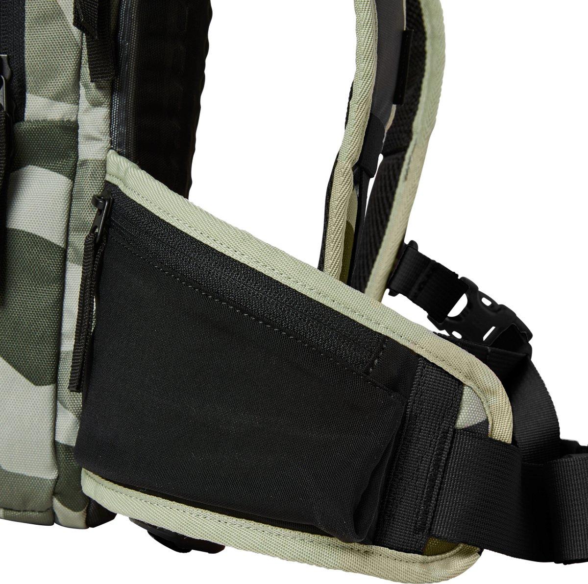 Utility 10L Hydration Pack — photo 5