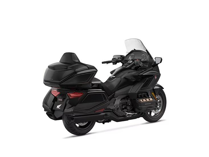 2027 Honda Gold Wing Tour — photo 3
