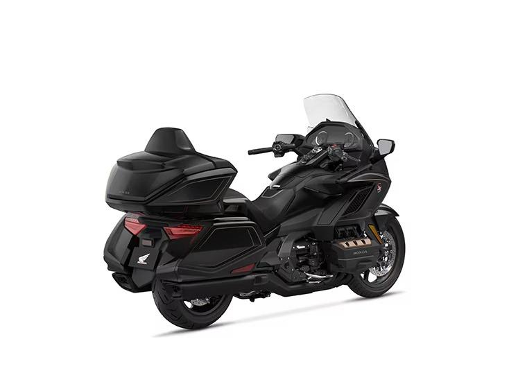 2027 Honda Gold Wing Tour DCT — photo 3