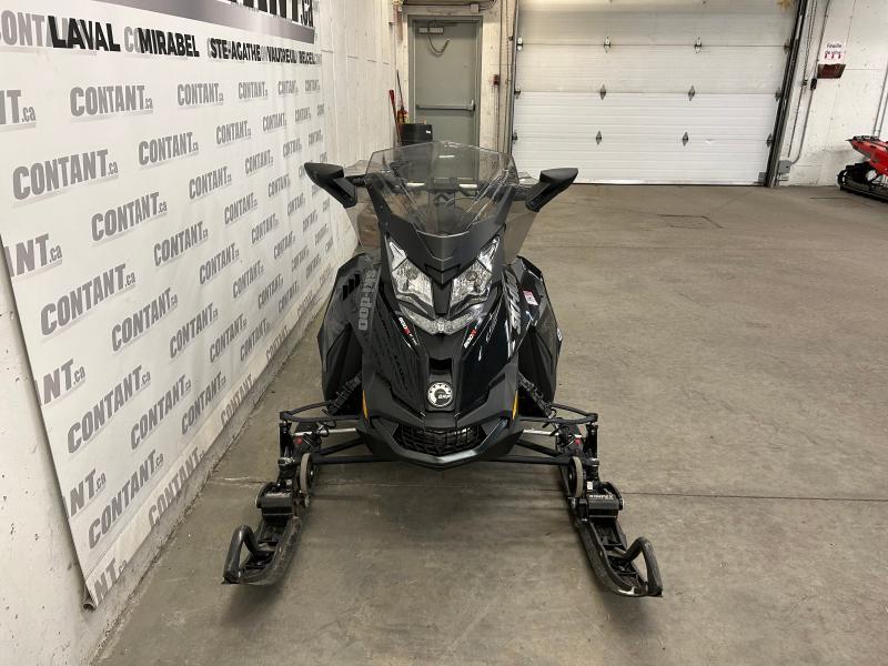 2016 Ski-Doo MXZ X 800R E-TEC — photo 2