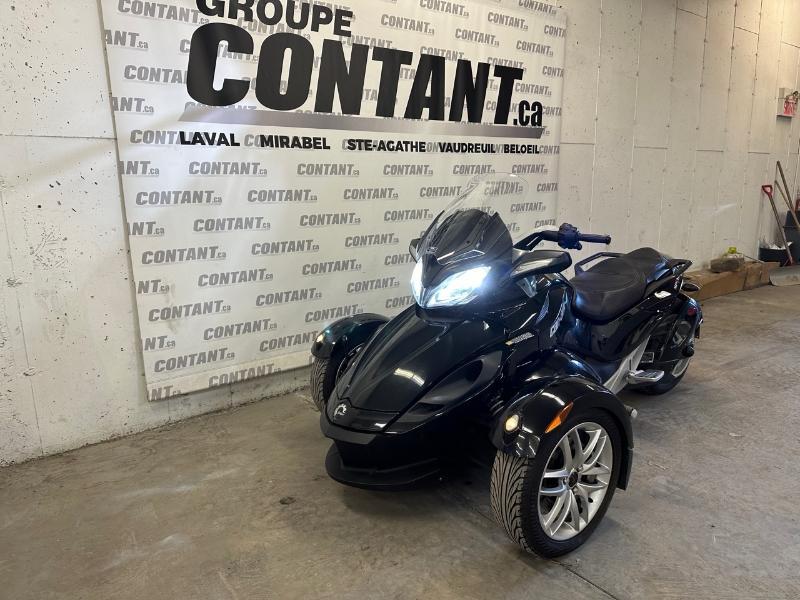 2013 Can-Am Spyder ST (SE5) — photo 2