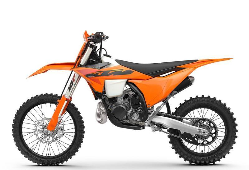 2025 KTM 250 XC — photo 2