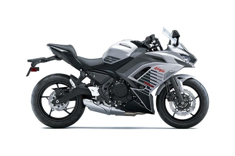 2026 Kawasaki Ninja 650 — photo 2