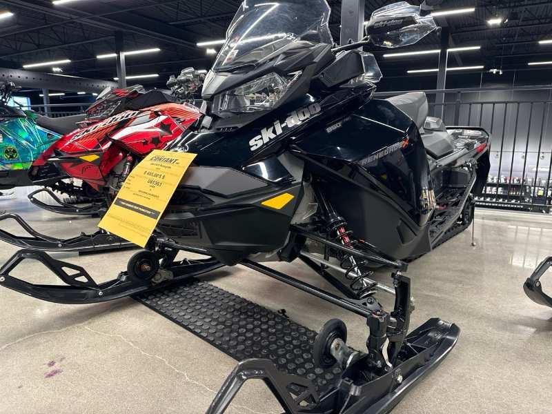 2022 Ski-Doo Renegade X 850 — photo 3