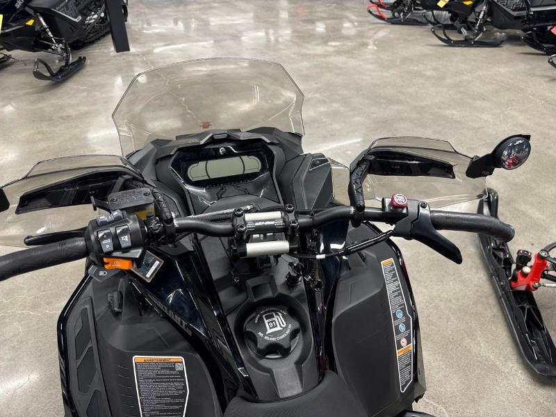 2022 Ski-Doo Renegade X 850 — photo 6