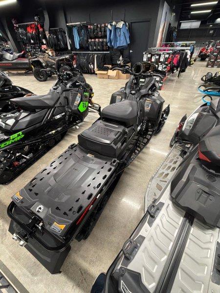 2026 Ski-Doo Expedition Xtreme 900 Turbo R — photo 3