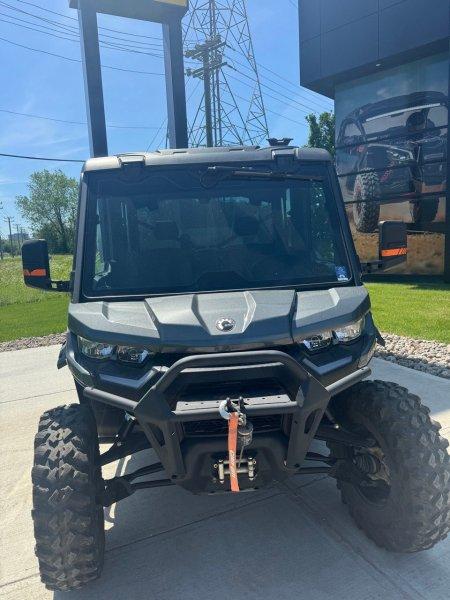 2024 Can-Am Defender MAX Limited — photo 2