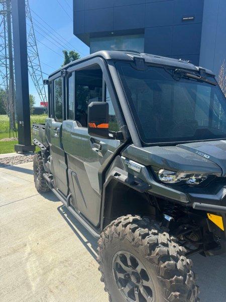 2024 Can-Am Defender MAX Limited — photo 3