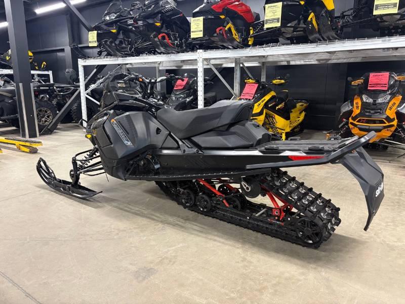 2022 Ski-Doo Renegade Adrenaline 900 Turbo — photo 2