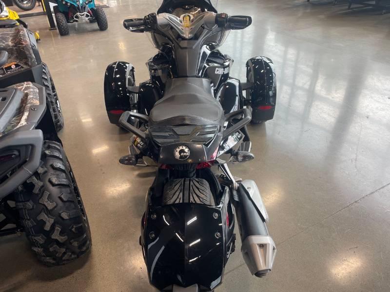 2013 Can-Am Spyder ST (SM5) — photo 3