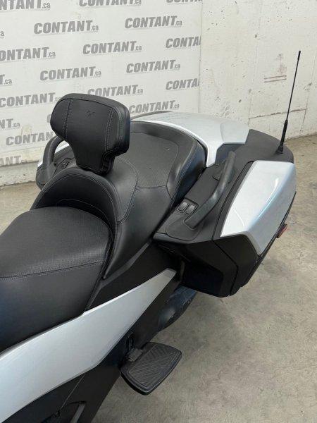2022 Can-Am Spyder RT (SE6) — photo 2