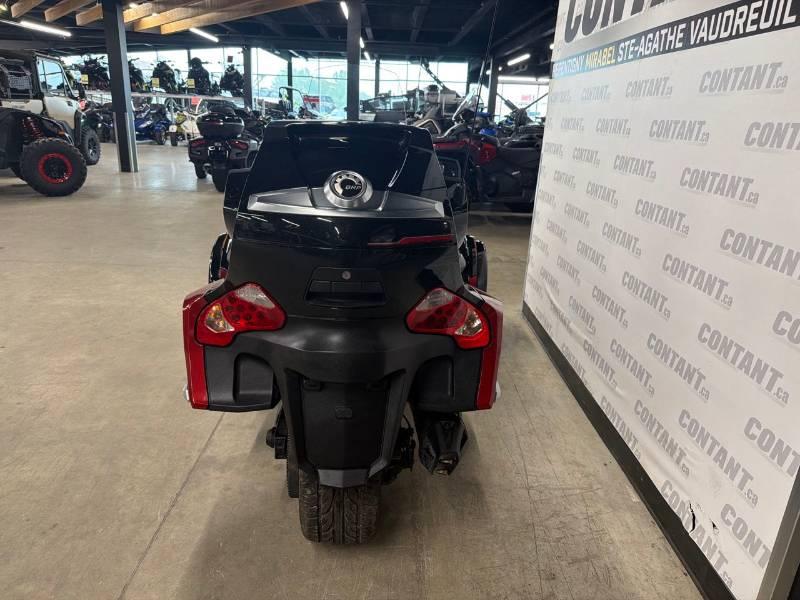 2015 Can-Am SPYDER RT-S SE — photo 3
