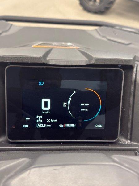 2026 Can-Am Outlander Electric — photo 4