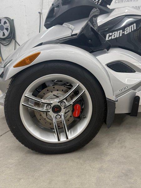 2009 Can-Am gs gris — photo 2