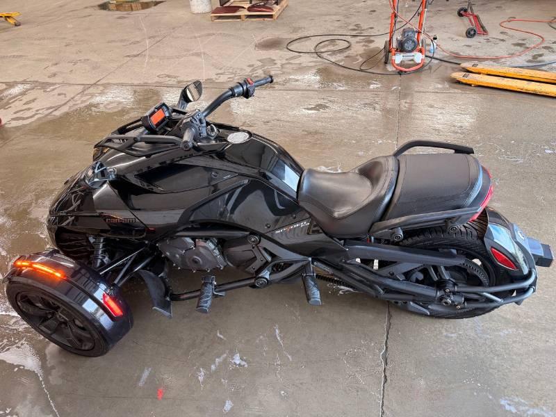 2021 Can-Am F3 (SE6) — photo 7