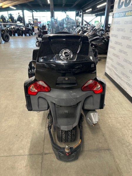 2010 Can-Am SPYDER RTS se5 — photo 3
