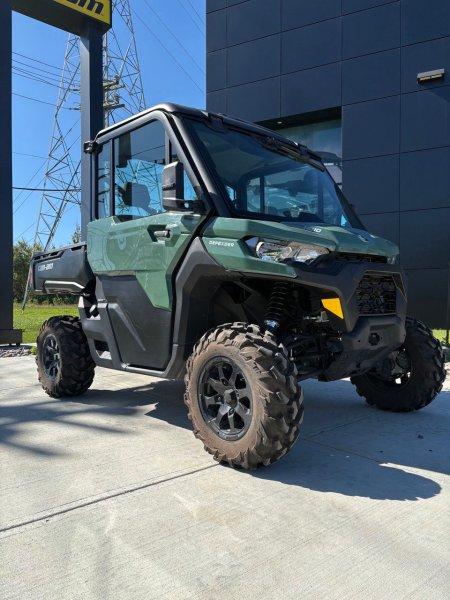 2026 Can-Am Defender DPS CAB HVAC HD10