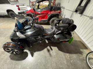 2016 Can-Am noir — photo 5