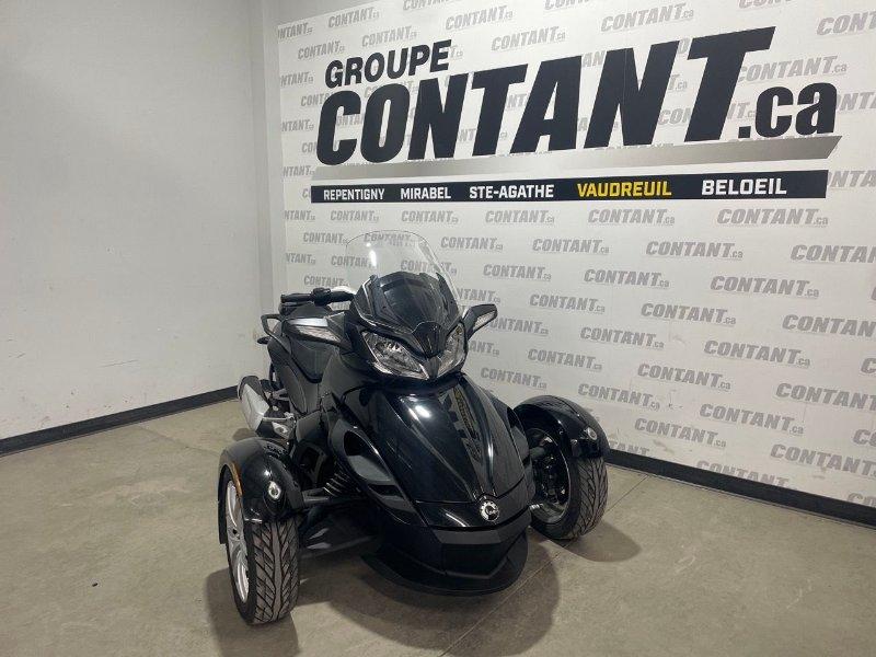 2013 Can-Am Spyder ST (SM5) — photo 2