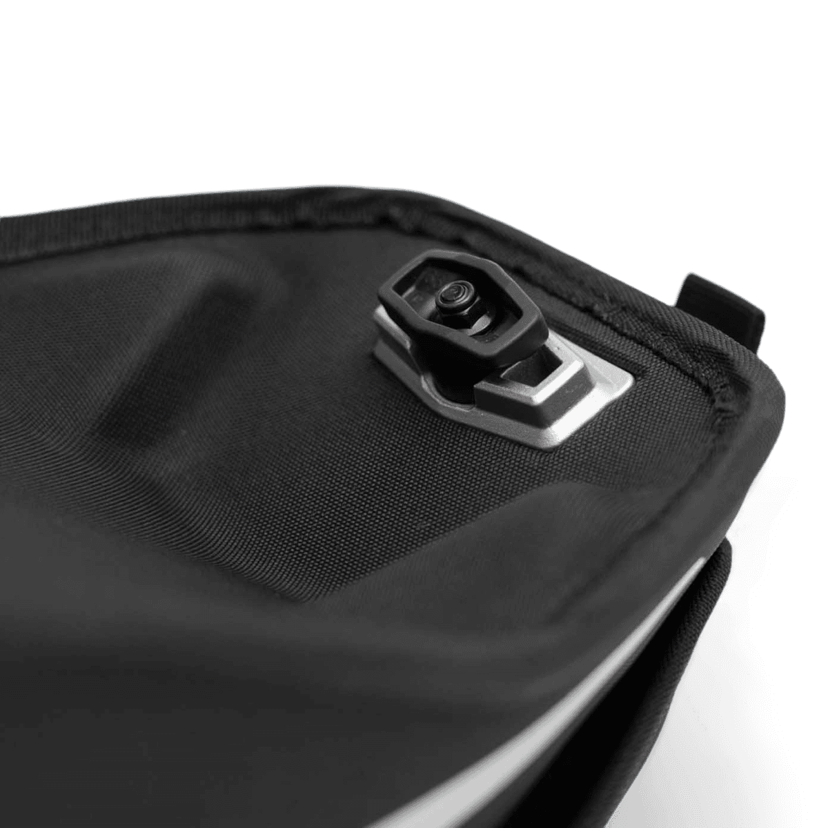 Ski-Doo LinQ 1 US Gal (4 L) Seat Bag — photo 4
