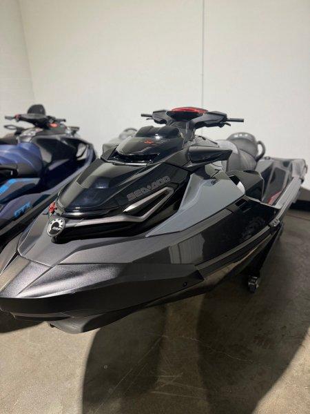 2022 Sea-Doo RXT-X 300 Techno
